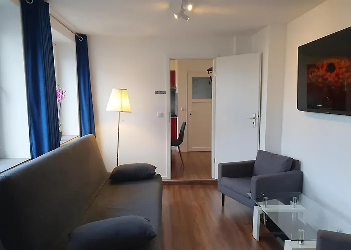 H3l Exclusive In St Pauli, For Men Only Apartment
